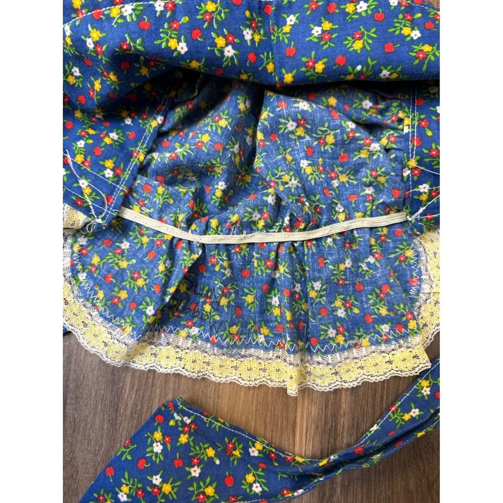 Unbranded handmade vintage